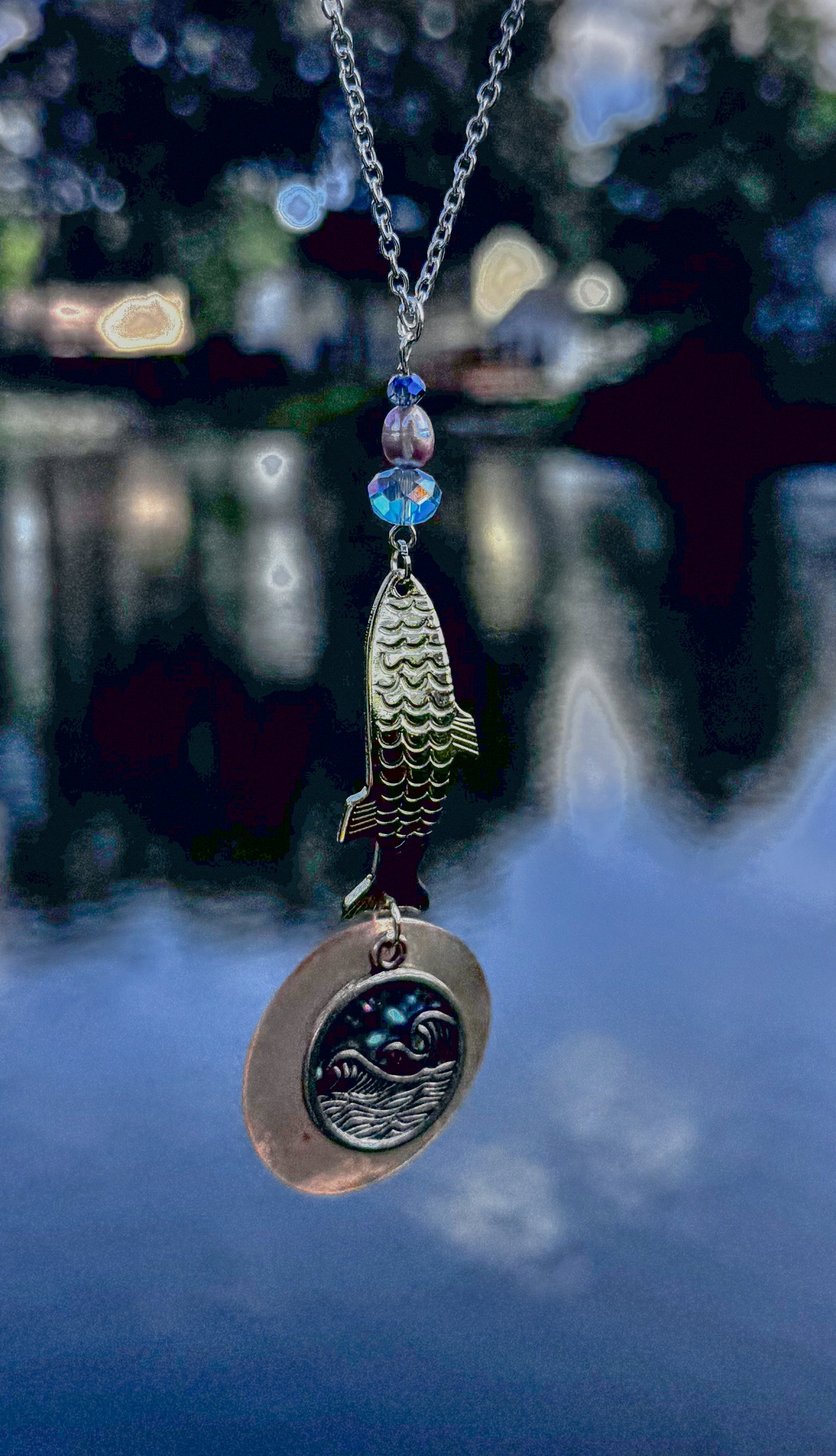 Coral Drift Car Charm – Fishing Lure with Shell Accent
